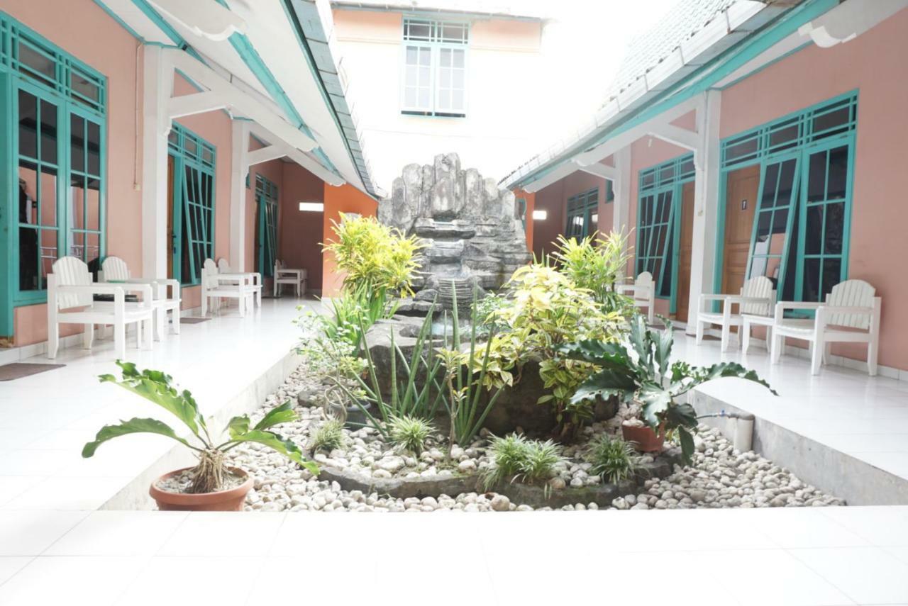 Ismoyo Hotel 요그야카르타 외부 사진